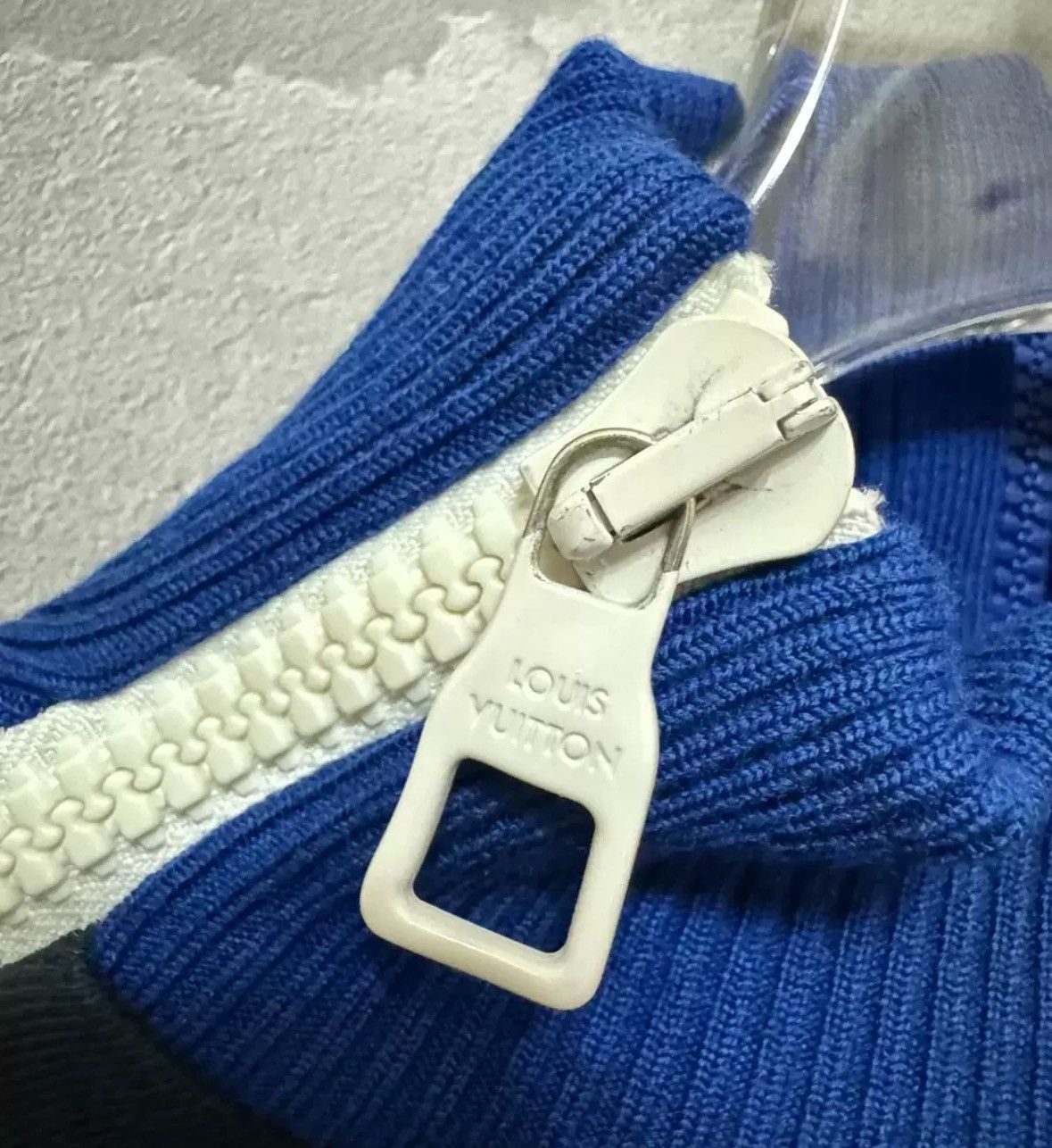 Louis Vuitton Louis Vuitton Multi Zipper Character Letter Hoodie Size US L / EU 52-54 / 3 - 6 Thumbnail