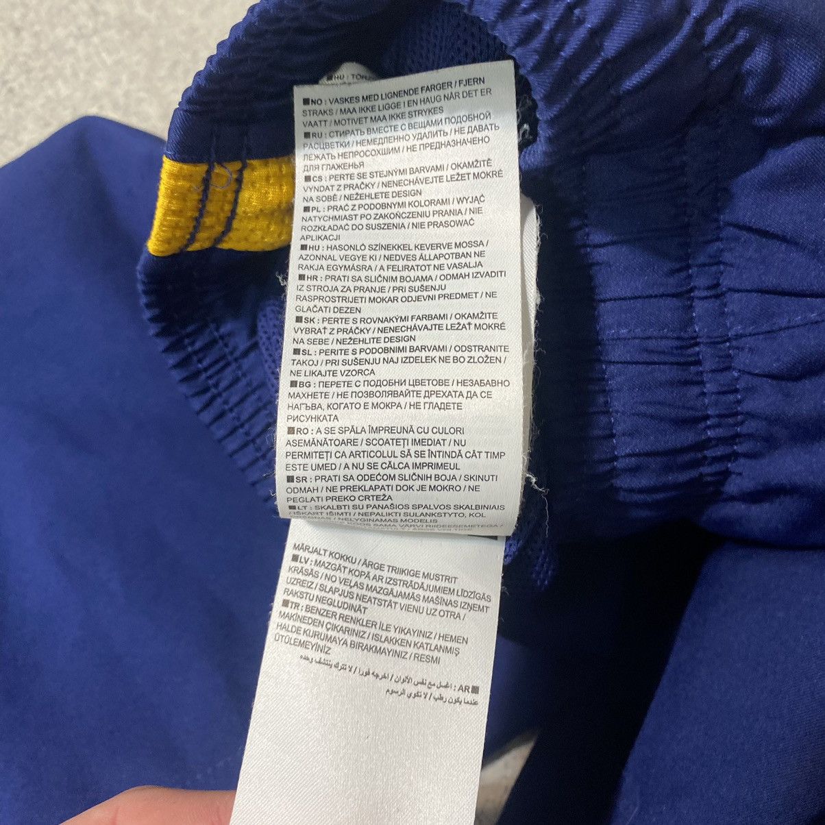 Nike Vintage nike pants barcelona Size US 30 / EU 46 - 12 Thumbnail