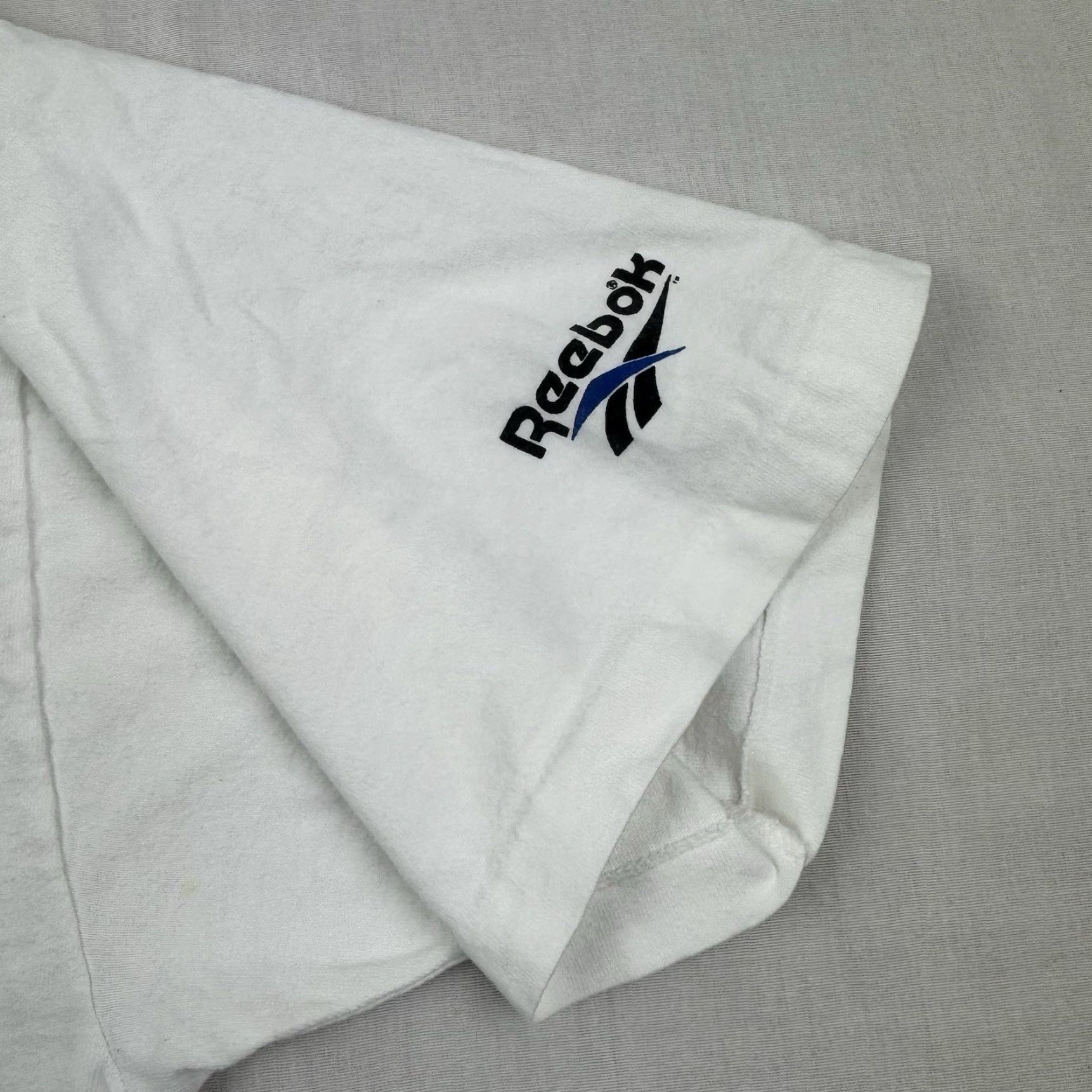 Reebok VINTAGE Reebok Yabba Dabba Do Cycling T-Shirt Men 2XL White 90s Retro Sports Fun Size US XXL / EU 58 / 5 - 7 Thumbnail