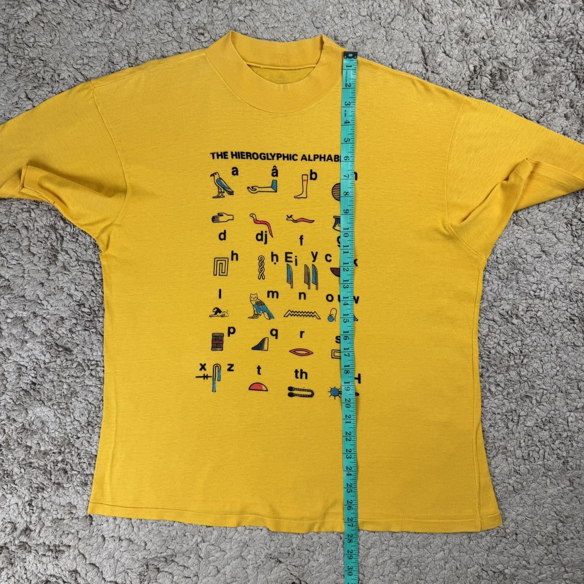 Vintage Vintage Egyptian Hieroglyphic Alphabet Graphic T-shirt Size US L / EU 52-54 / 3 - 13 Thumbnail