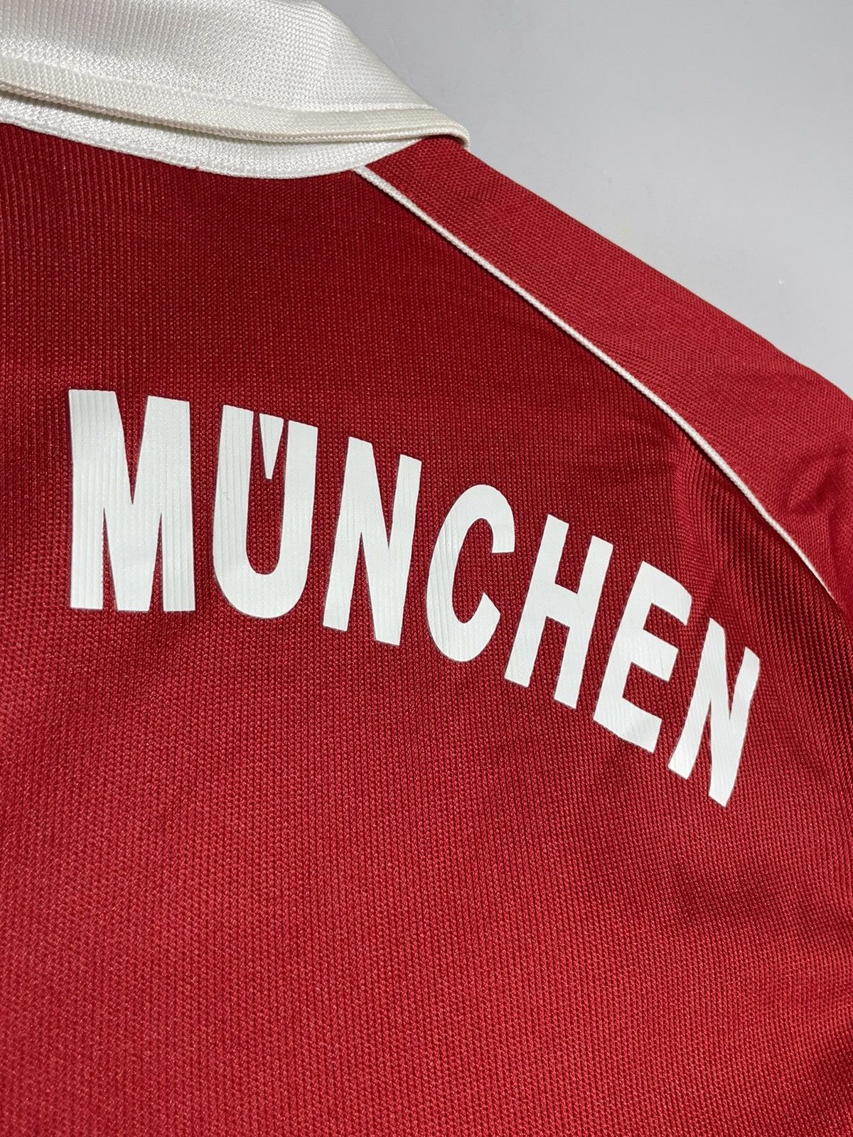 Vintage Bayern Munchen Adidas 2005/06 Vintage Home Football Shirt Size US M / EU 48-50 / 2 - 14 Thumbnail