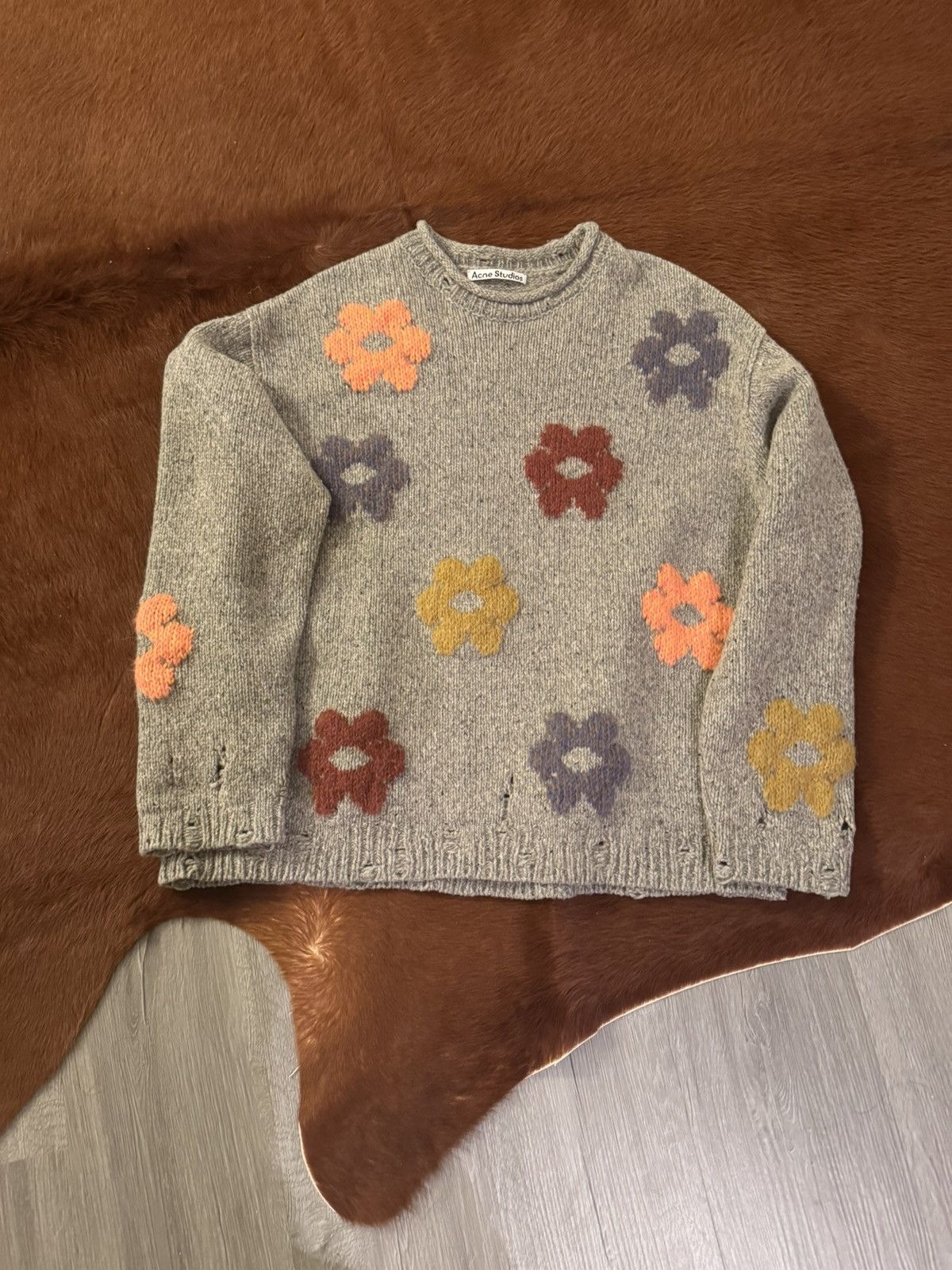 Acne Studios ACNE STUDIOS Wool Flower Grey Jumper Sweater Size US L / EU 52-54 / 3 - 1 Thumbnail