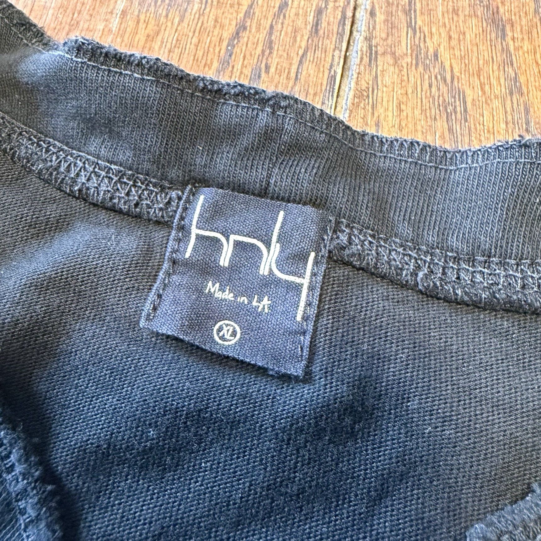 Vintage Hnly Shirt Mens XL Black Long Sleeve Henley Organic Cotton Made In USA Casual Size US XL / EU 56 / 4 - 2 Thumbnail