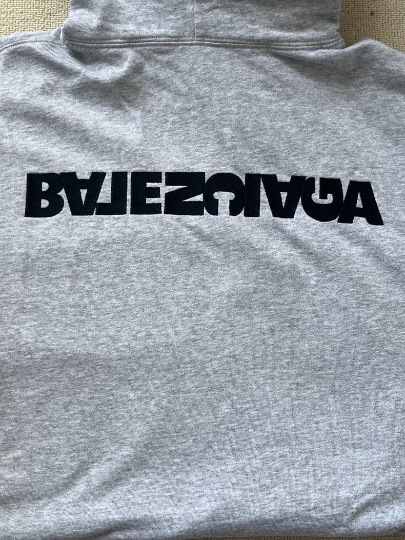 Balenciaga Balenciaga size 2 Grey upside-down embroidered Logo upside- Size US M / EU 48-50 / 2 - 3 Thumbnail