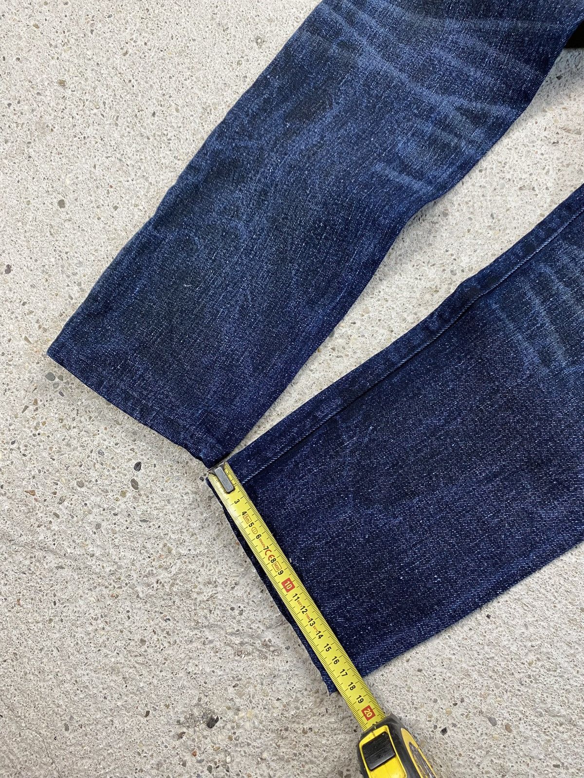 Levi's Denim jeans vintage deep navy indigo washed bleached Size US 30 / EU 46 - 14 Thumbnail