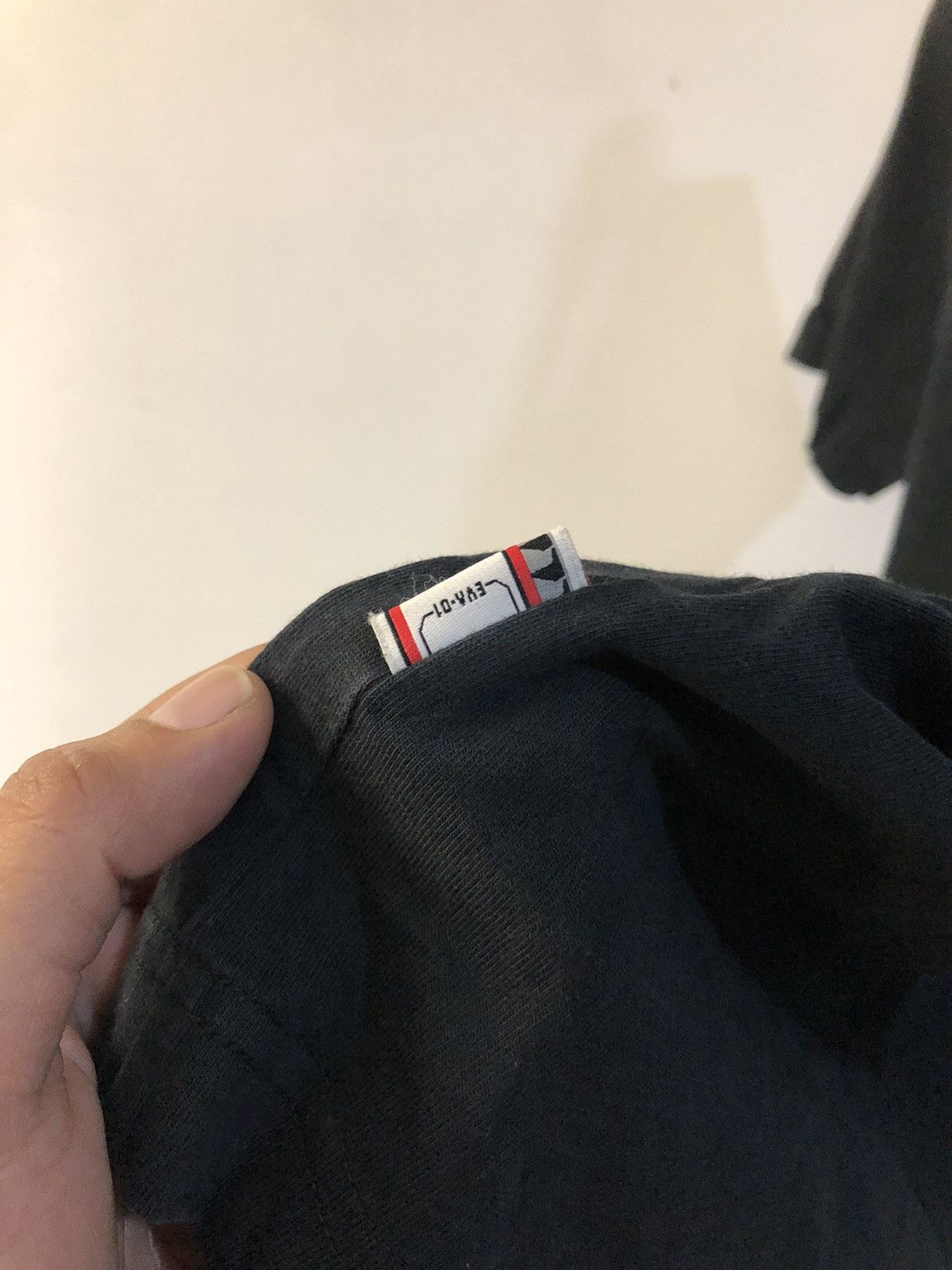 Anime × Japanese Brand × Uniqlo Evagelion 01 Berserk X Uniqlo Black Shirt Medium Size Size US S / EU 44-46 / 1 - 8 Thumbnail