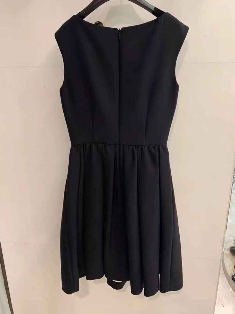 Fendi FENDI neckline embellished sleeveless dress Size L / US 10 / IT 46 - 2 Thumbnail