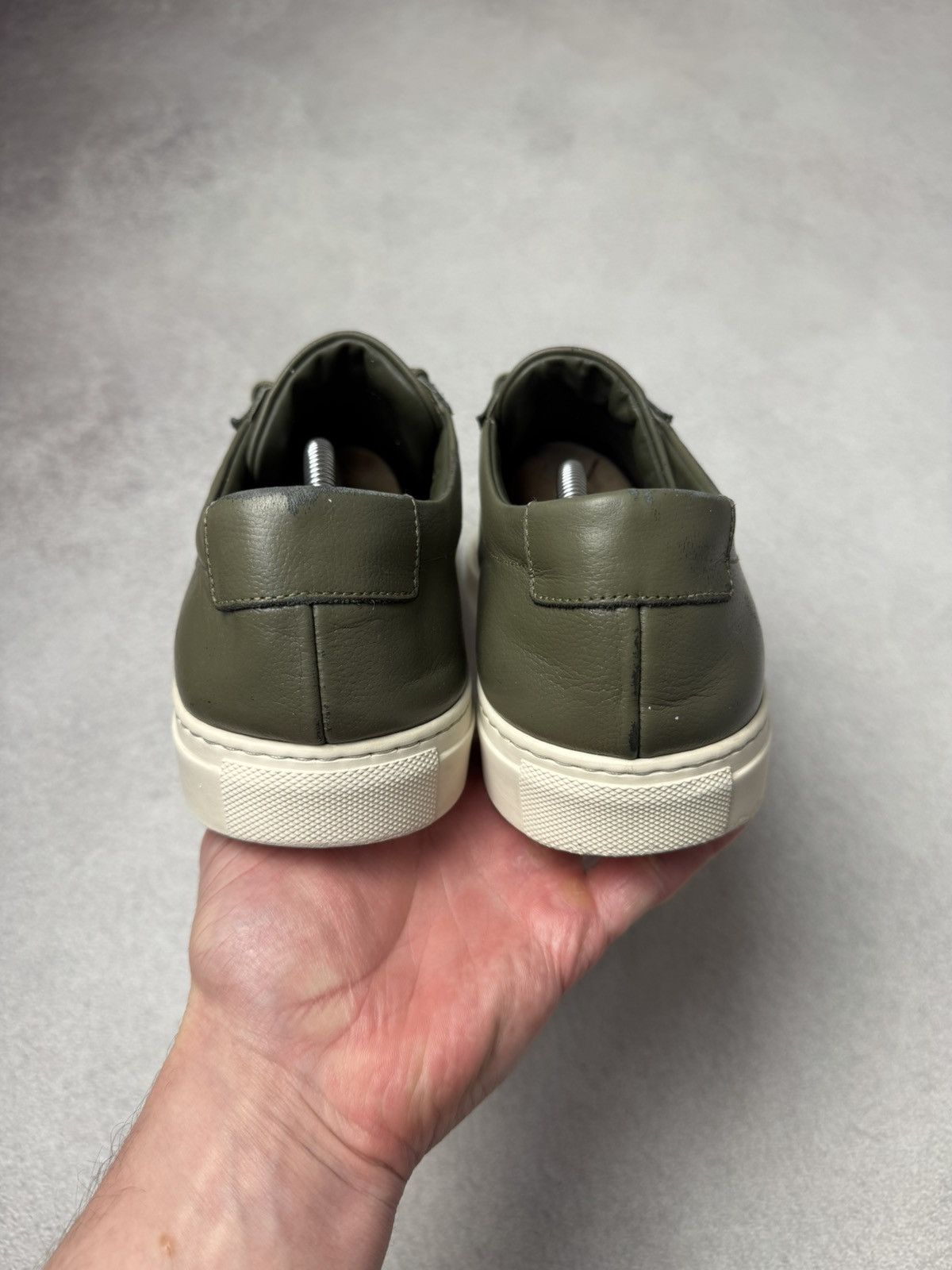 Common Projects Common Projects Achilles Olive Leather Sneakers Size US12 Size US 12 / EU 45 - 4 Thumbnail