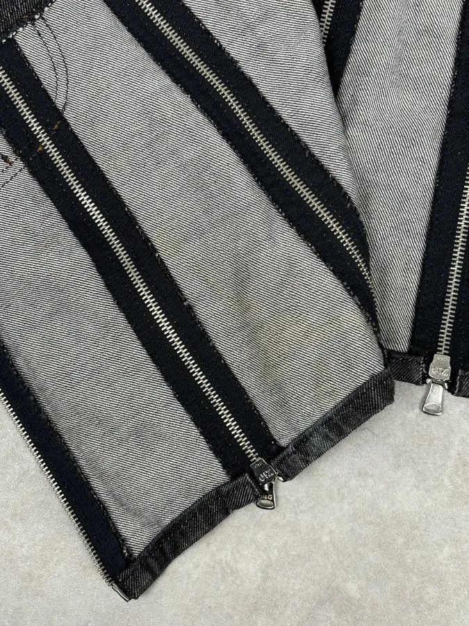 Dolce & Gabbana SS2003 Dolce & Gabbana Navy Denim Multi-Zip Skirt Size 28" / US 6 / IT 42 - 13 Thumbnail