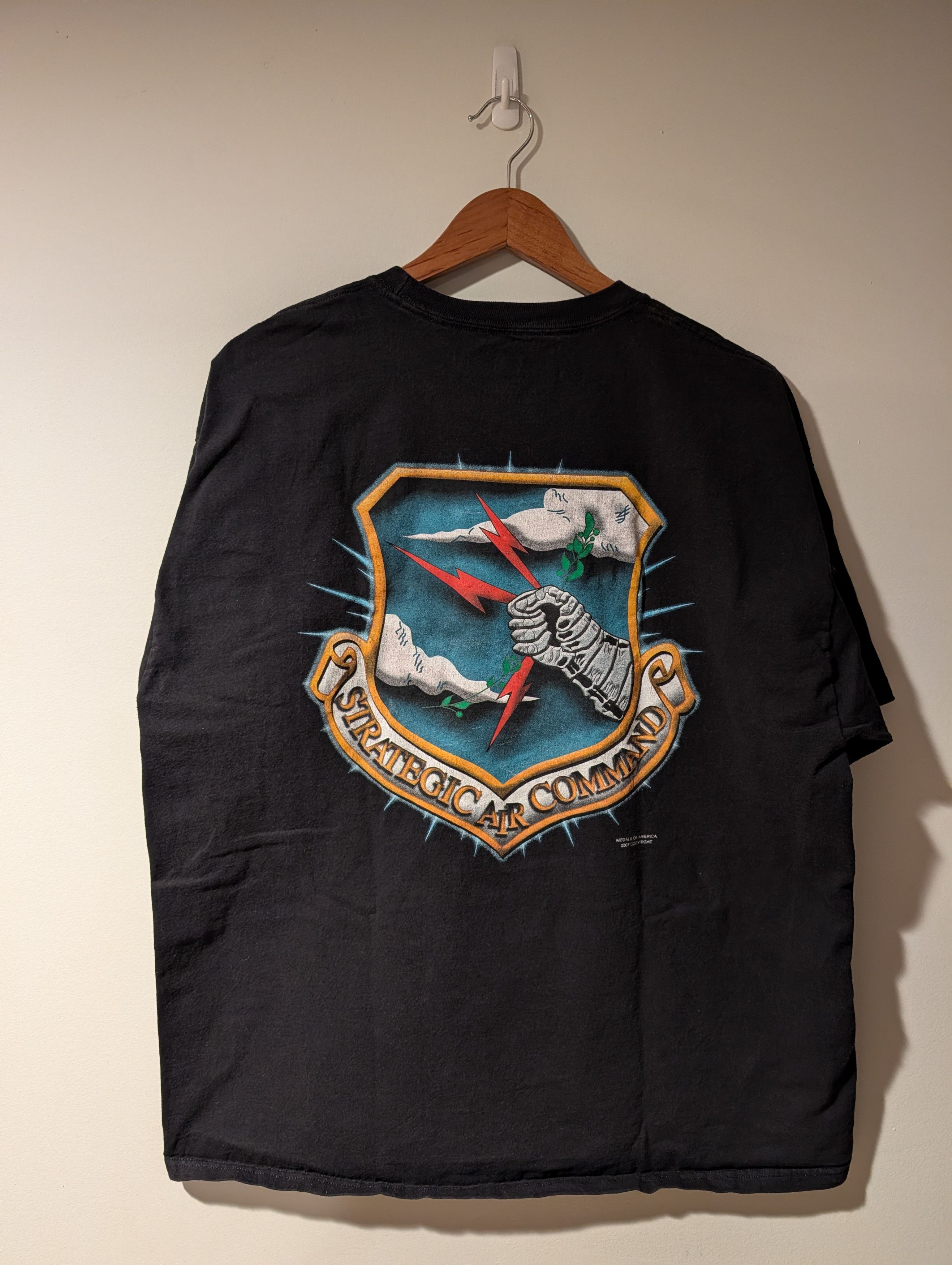 Hanes Vintage 2007 Strategic Air Command USA T Shirt USAF SAC Size US XL / EU 56 / 4 - 1 Thumbnail