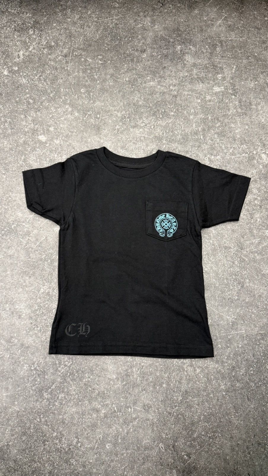 Chrome Hearts Chrome Hearts KIDS Horseshoe Pocket Tee Black / Sky Bkue Size US XXS / EU 40 - 2 Thumbnail