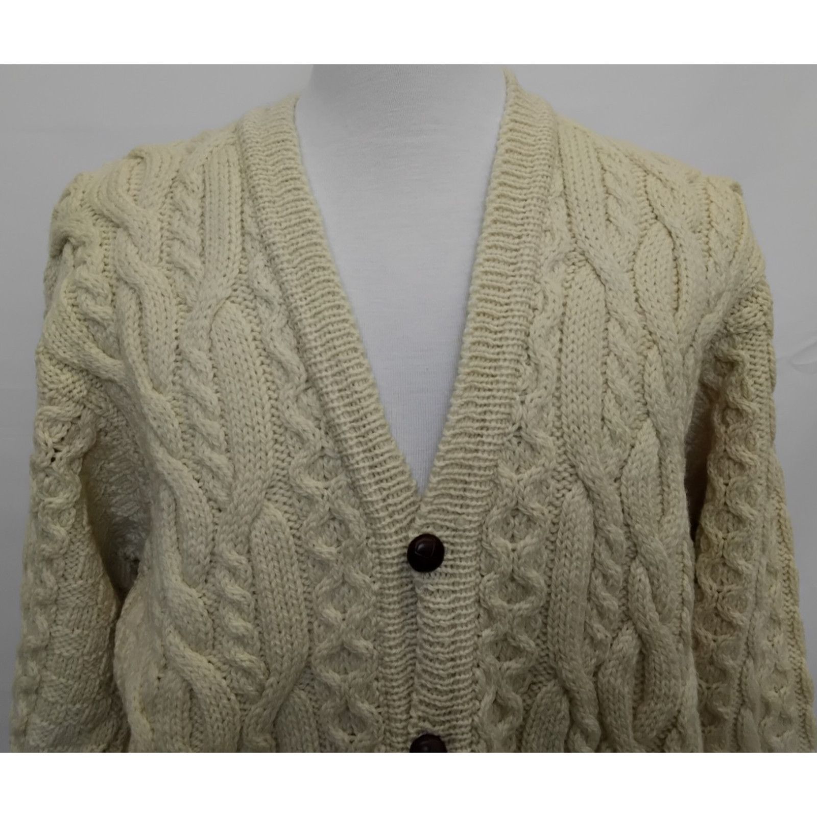 L.L. Bean L.L. Bean Fisherman Aran Sweater Men's L Wool Cableknit Size US L / EU 52-54 / 3 - 5 Thumbnail