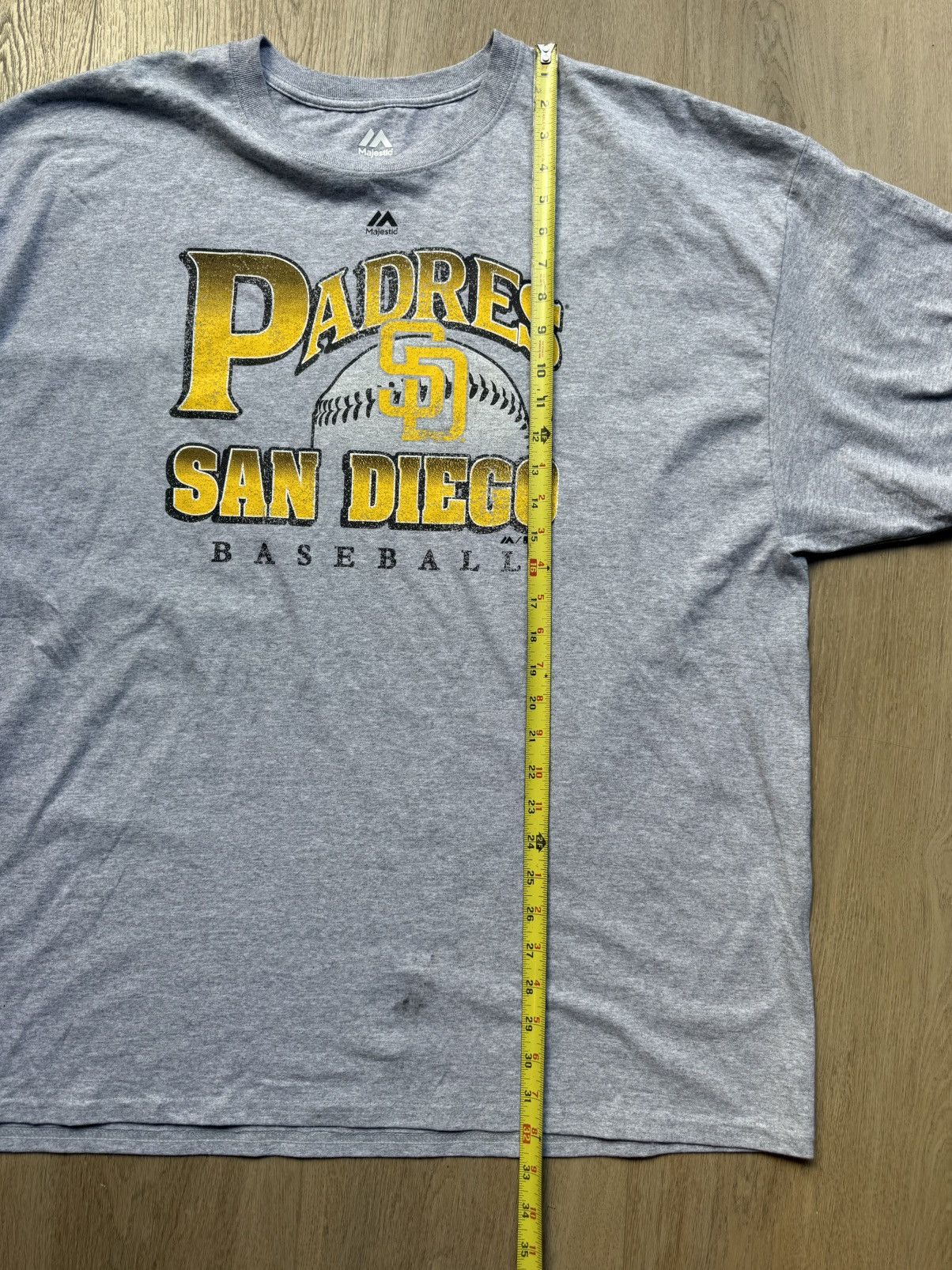 Majestic Vintage Majestic San Diego Padres shirt new w/ tags Size US XXL / EU 58 / 5 - 6 Thumbnail