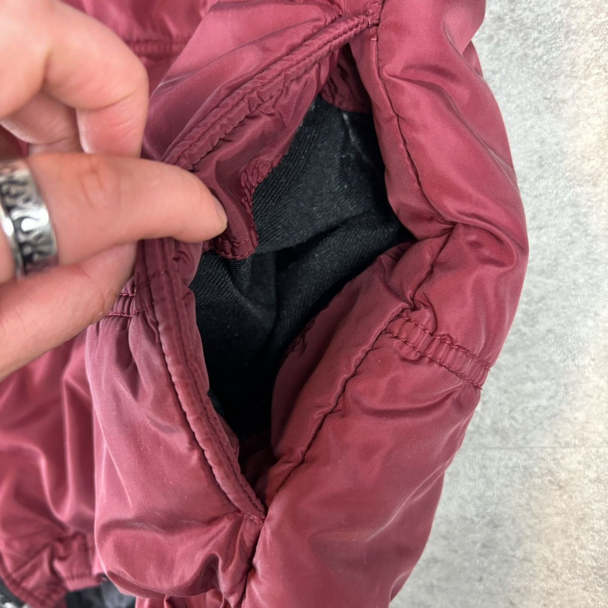 Nike Vintage 90s black/red nike puffer jacket 2 side pockets Size US XL / EU 56 / 4 - 11 Thumbnail