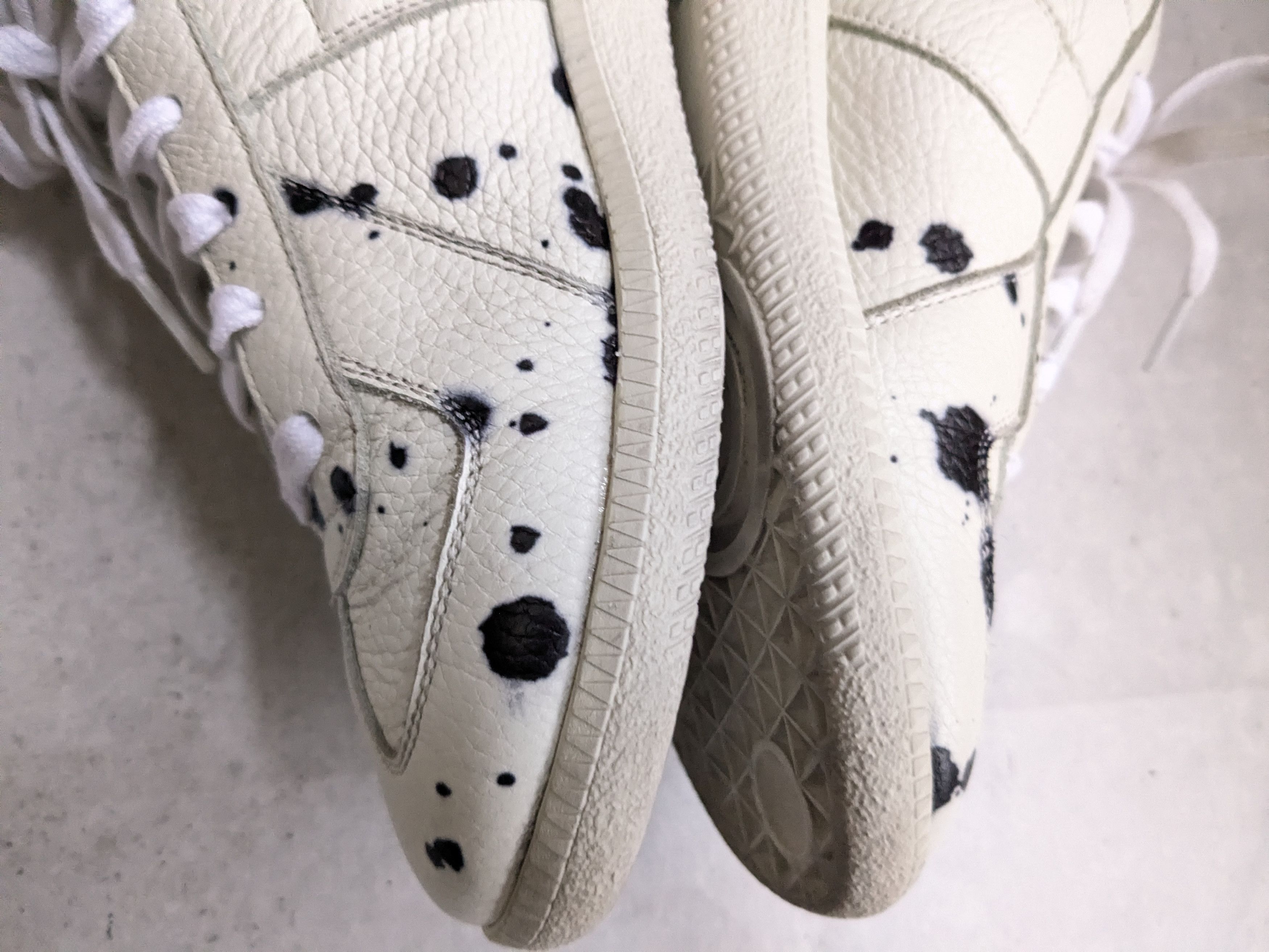 Maison Margiela Maison Margiela GAT Replica White Black 9 39 Low Size US 9 / IT 39 - 15 Thumbnail