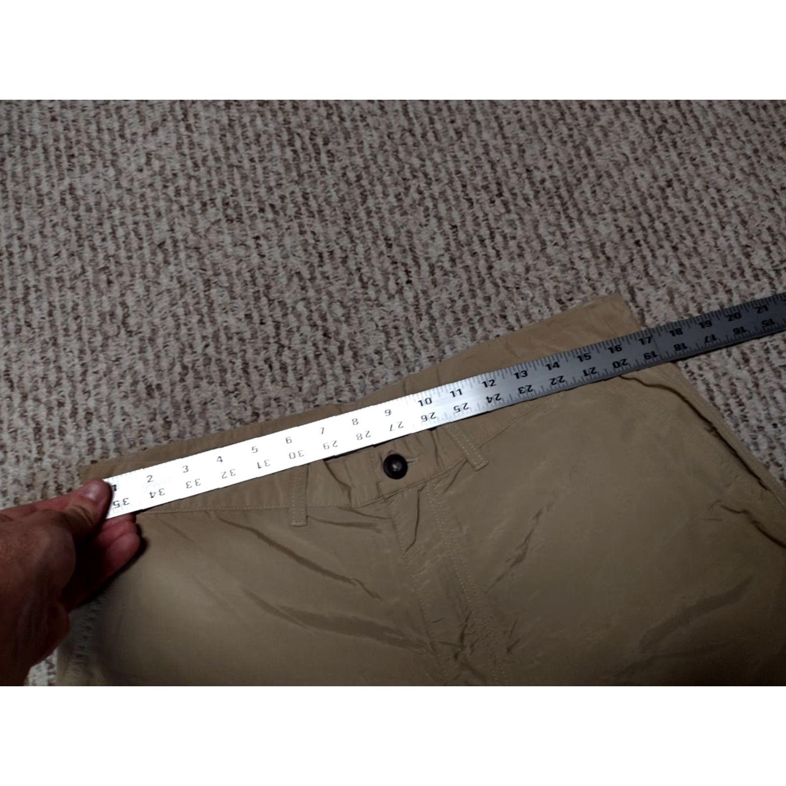Patagonia Patagonia Shorts Men 36 Chino Cotton Beige Regular Logo Embroidered Pocket Zip Belt Loops 5in Inseam Casual Vintage No Size US 36 / EU 52 - 3 Thumbnail