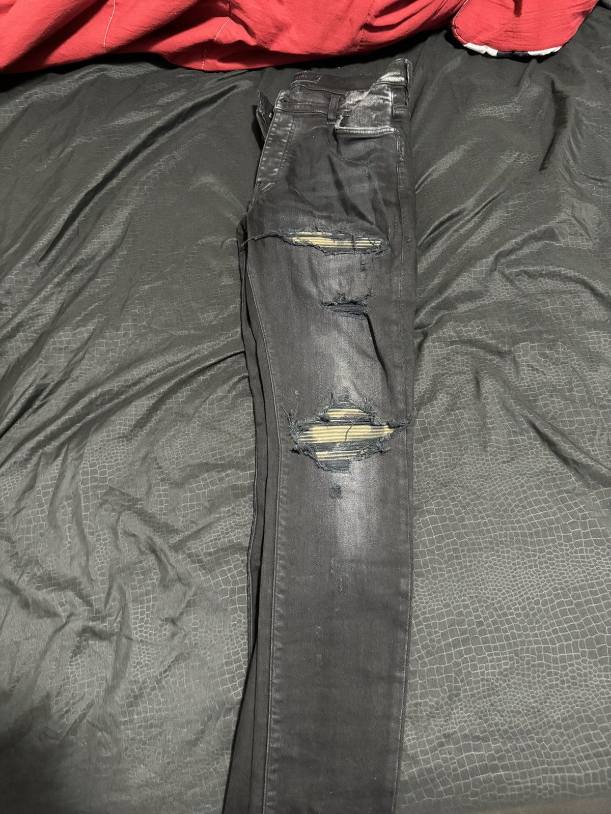 Amiri jeans camo patch