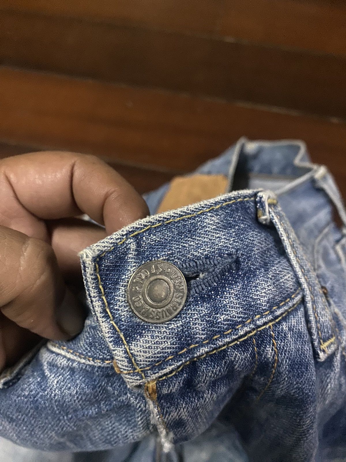 Levi's Vintage Clothing FIRE 🔥 VINTAGE 90s LEVIS BIG E 502 LVC distressed SELVEDGE Size US 33 - 20 Thumbnail