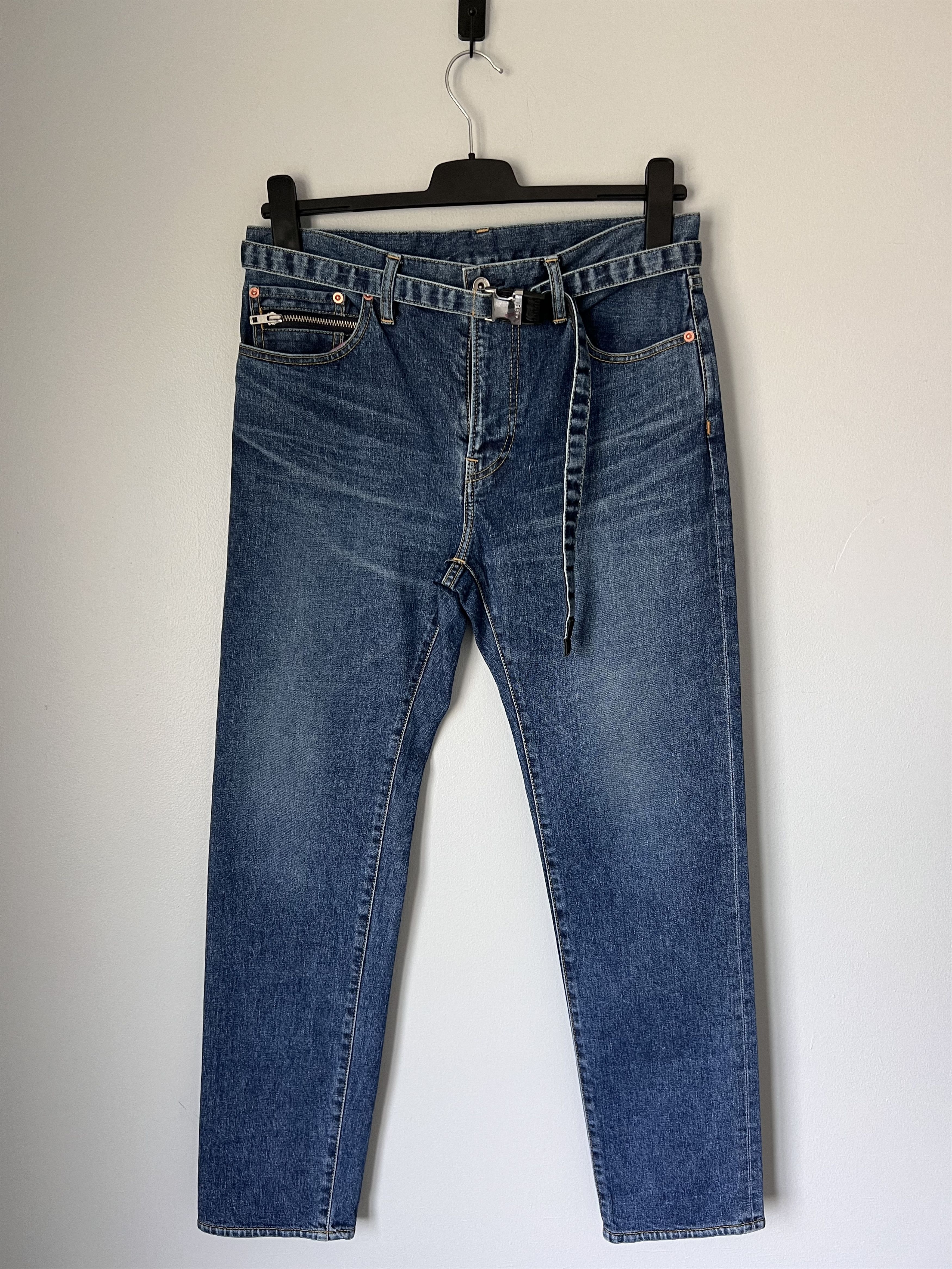 Sacai Sacai Slim Denim Jeans in Blue Size US 33 - 1 Thumbnail