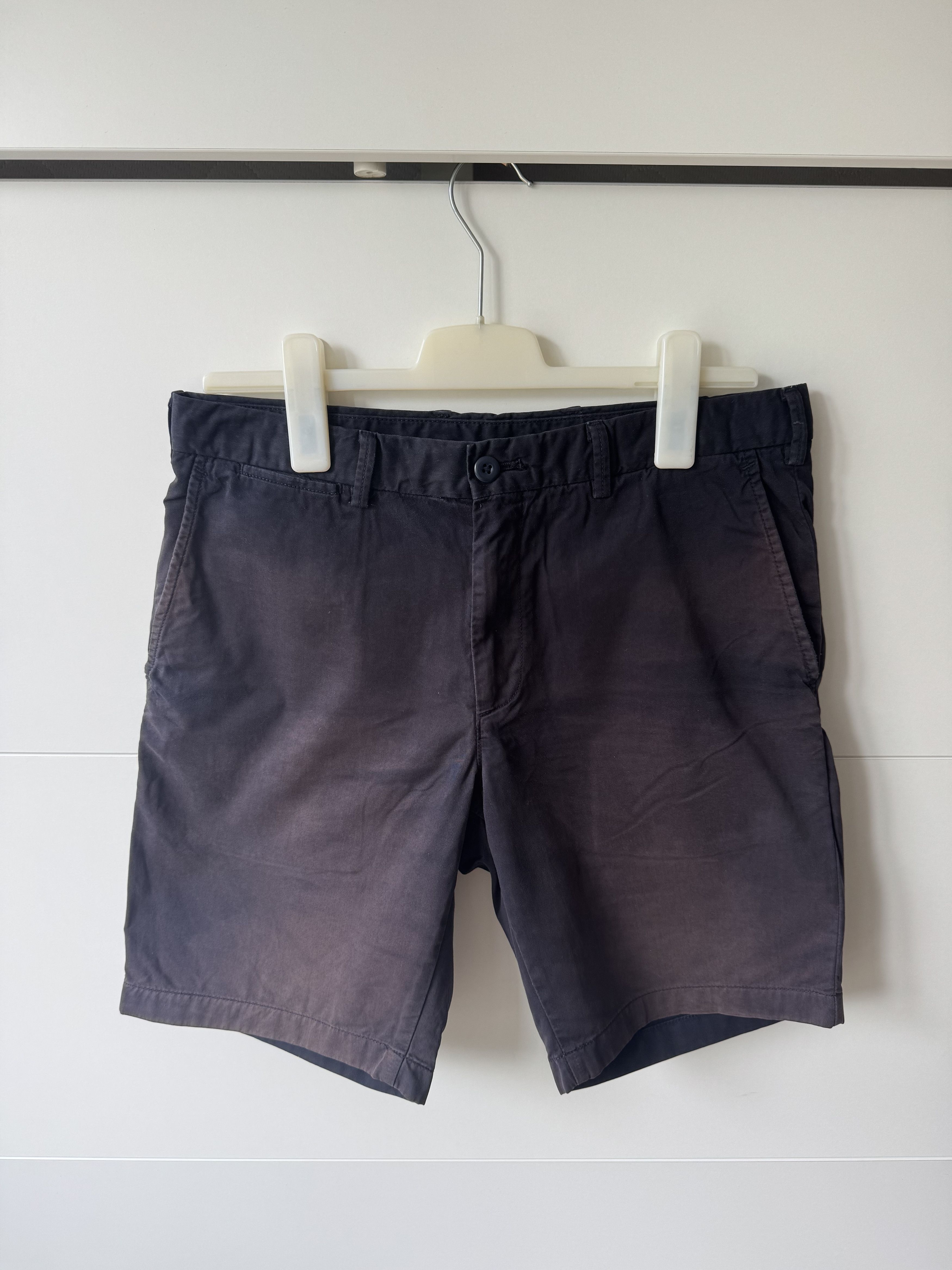 Uniqlo [M] Chino Shorts in Navy Size US 30 / EU 46 - 1 Thumbnail