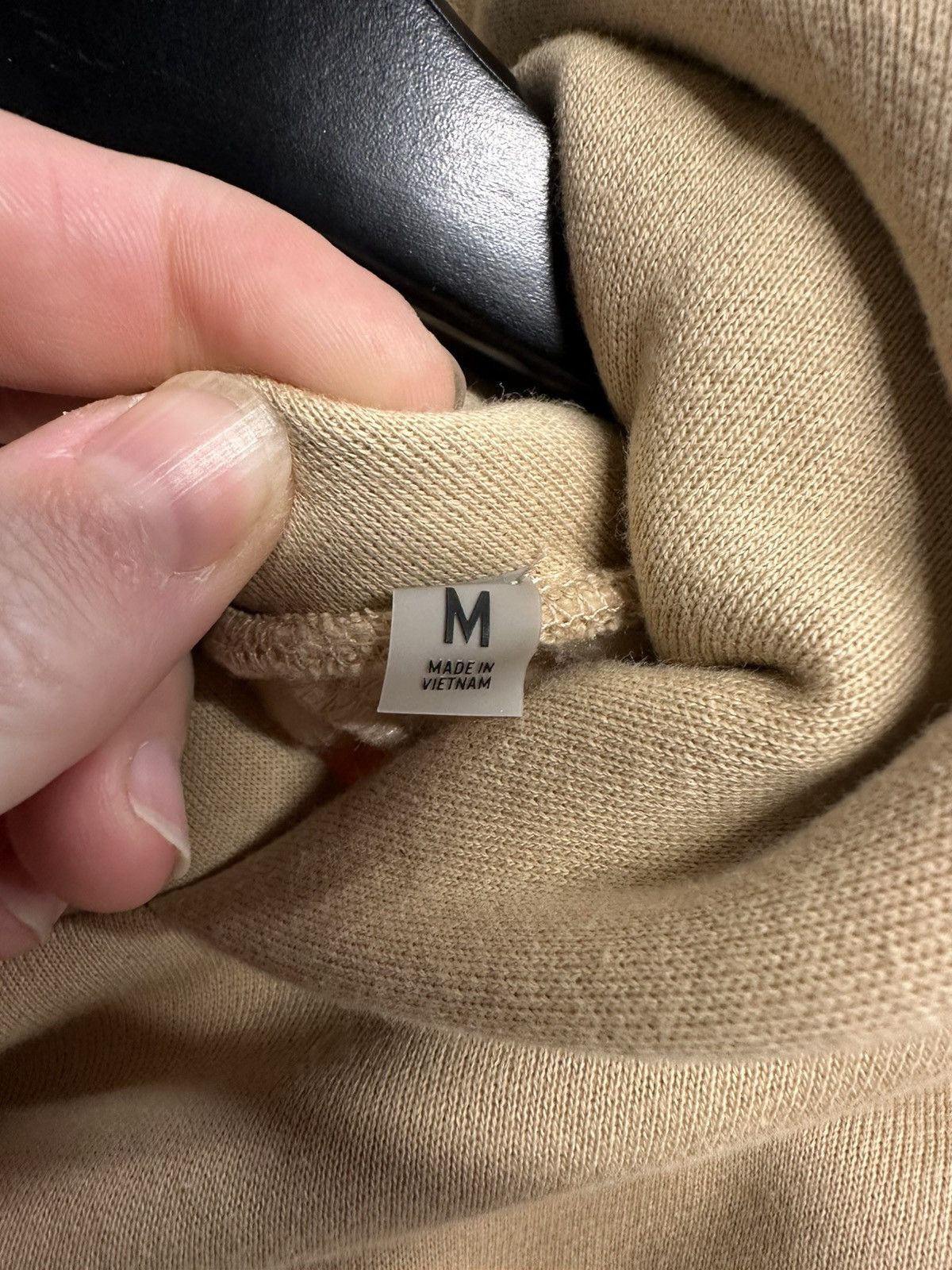 Fear of God Fear of God Essentials Hoodie Sand Size US M / EU 48-50 / 2 - 3 Thumbnail