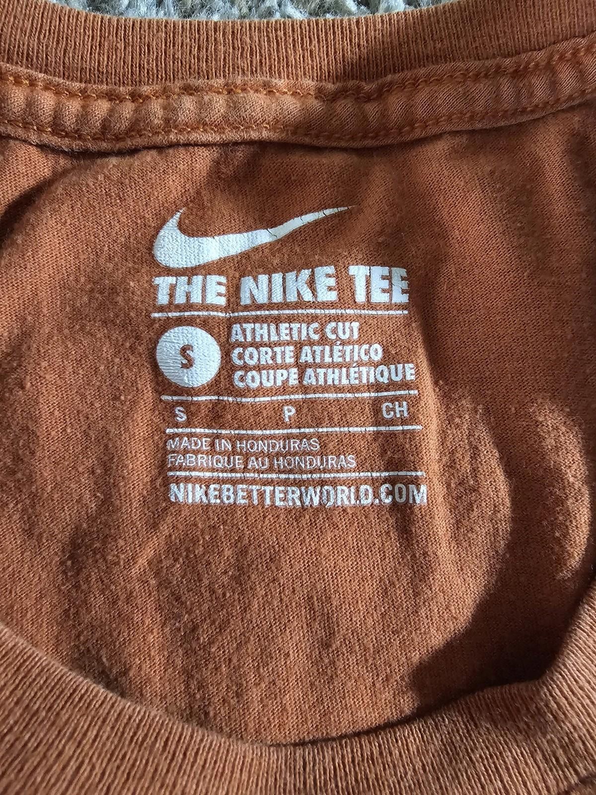Nike Nike The Nike Tee Hook em Horns Texas Longhorns S Stains Size US S / EU 44-46 / 1 - 3 Thumbnail