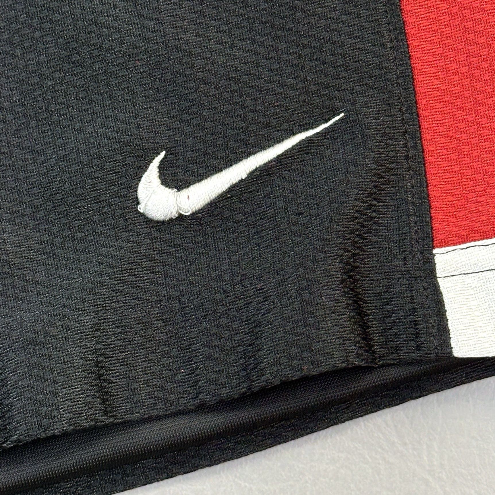Nike Nike Shorts Mens Small Black Colorblock Basketball Active Swoosh Logo Size US 29 - 2 Thumbnail