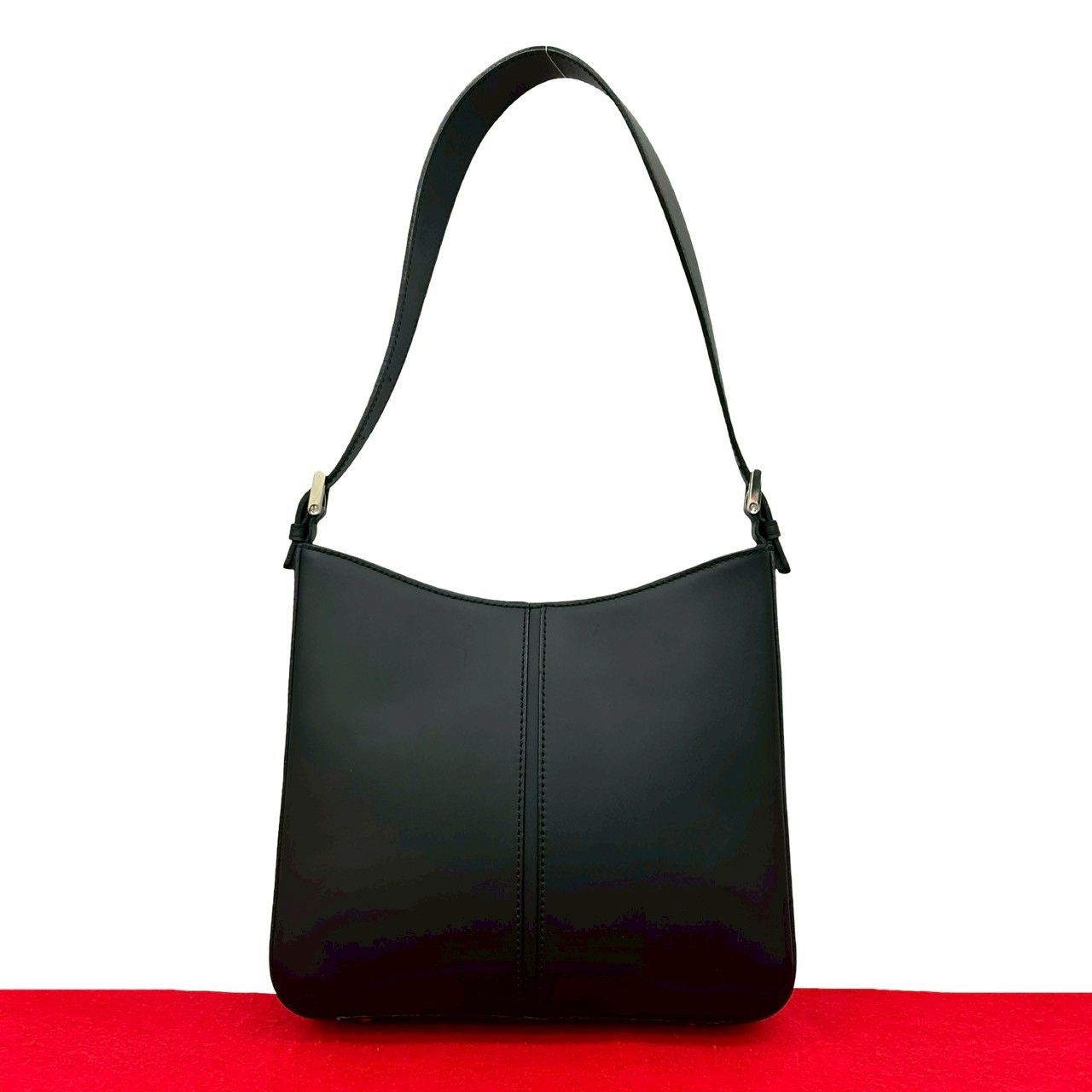 Burberry Burberry Burberry Leather Shoulder Bag Leather Shoulder Bag DUTY FREE for USA Size ONE SIZE - 1 Thumbnail