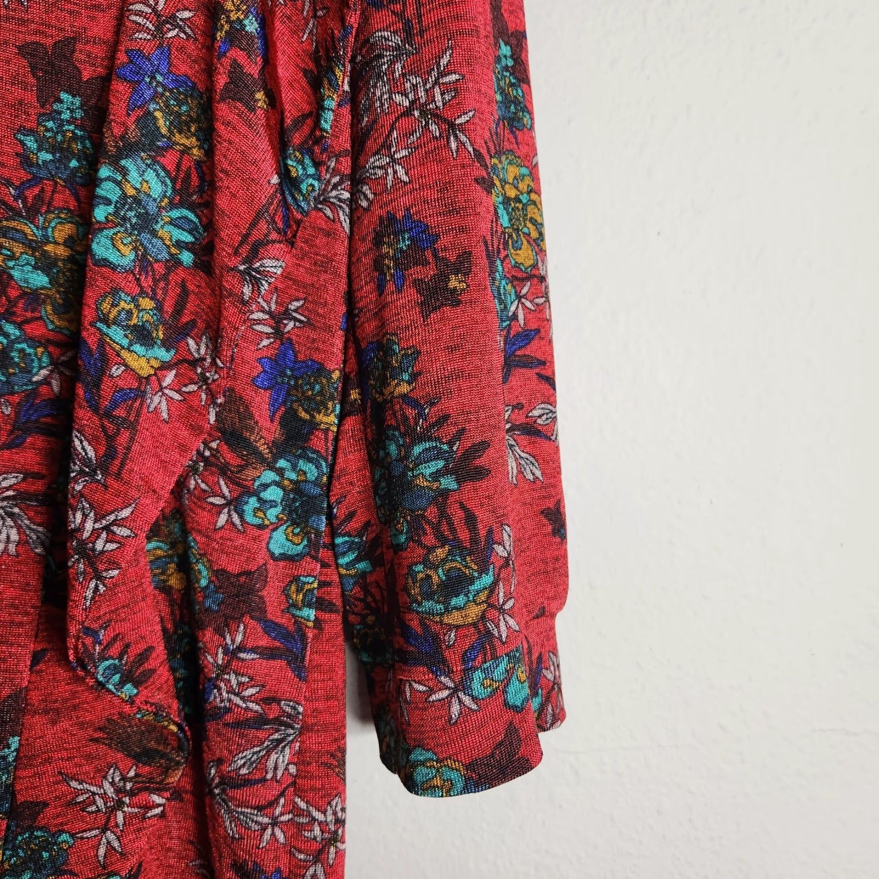 Free People Free People Dock Street Red Floral Ruffle 3/4 Sleeve Top L Women's Blouse Size L / US 10 / IT 46 - 7 Thumbnail