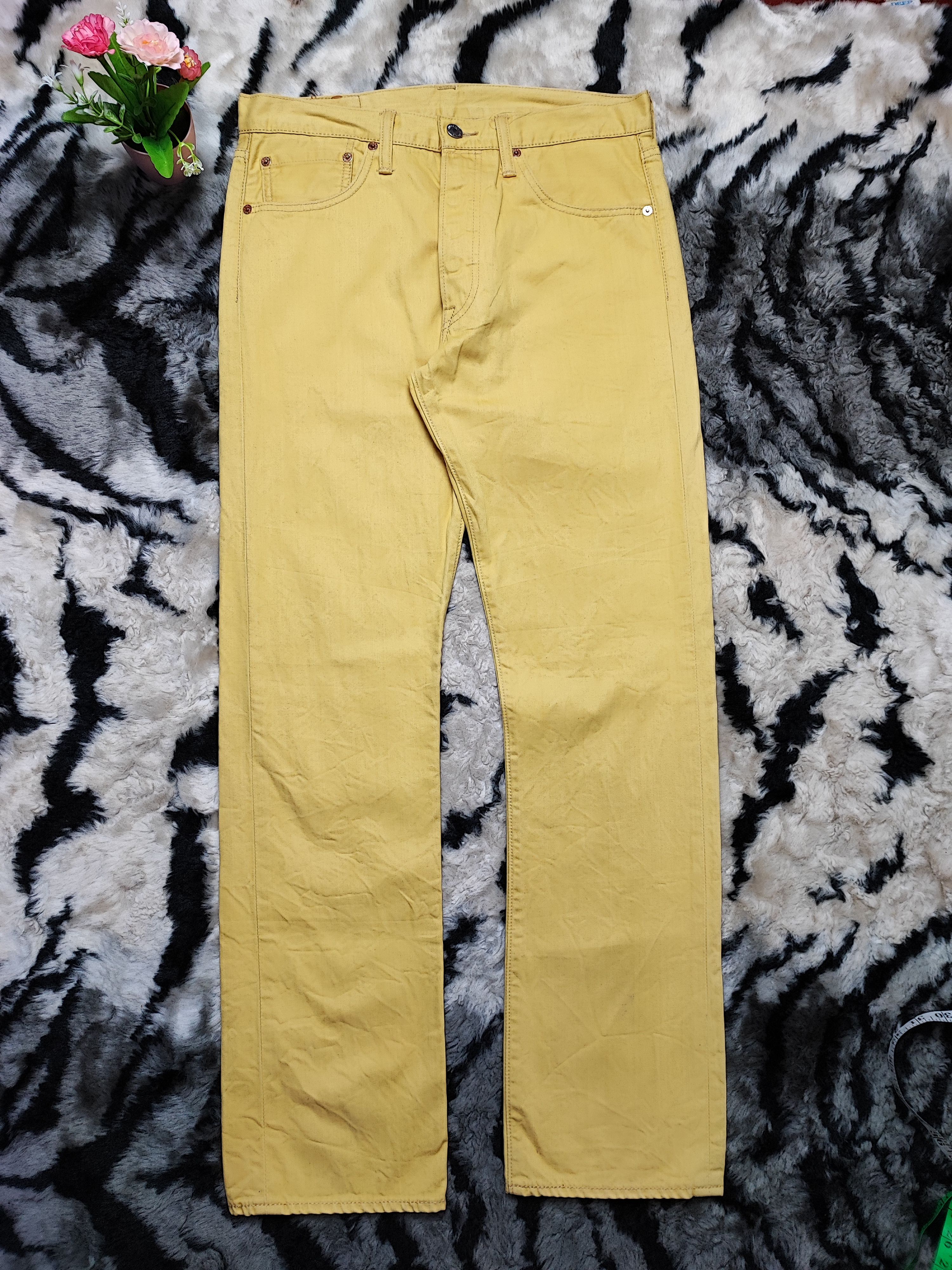 Levi's Levi’s 501 Button Fly Yellow Jeans Straight Cut Size US 31 - 2 Thumbnail
