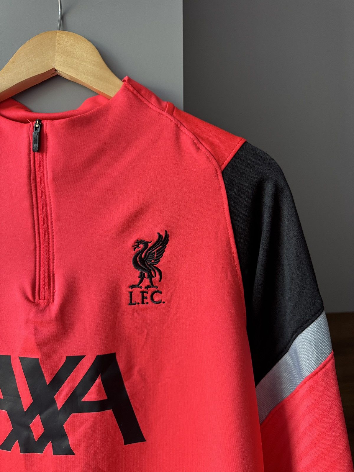 Jordan Brand Nike Jordan Liverpool Hafl Zip Long Sleeve Jersey Size US S / EU 44-46 / 1 - 2 Thumbnail