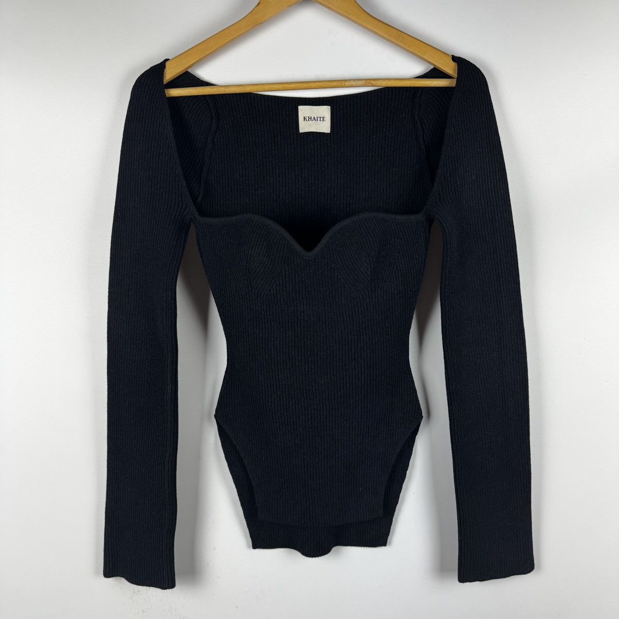 KHAITE Khaite Ista Rib Knit Sweetheart Neck Sweater Top LongSleeve Size S / US 4 / IT 40 - 6 Thumbnail