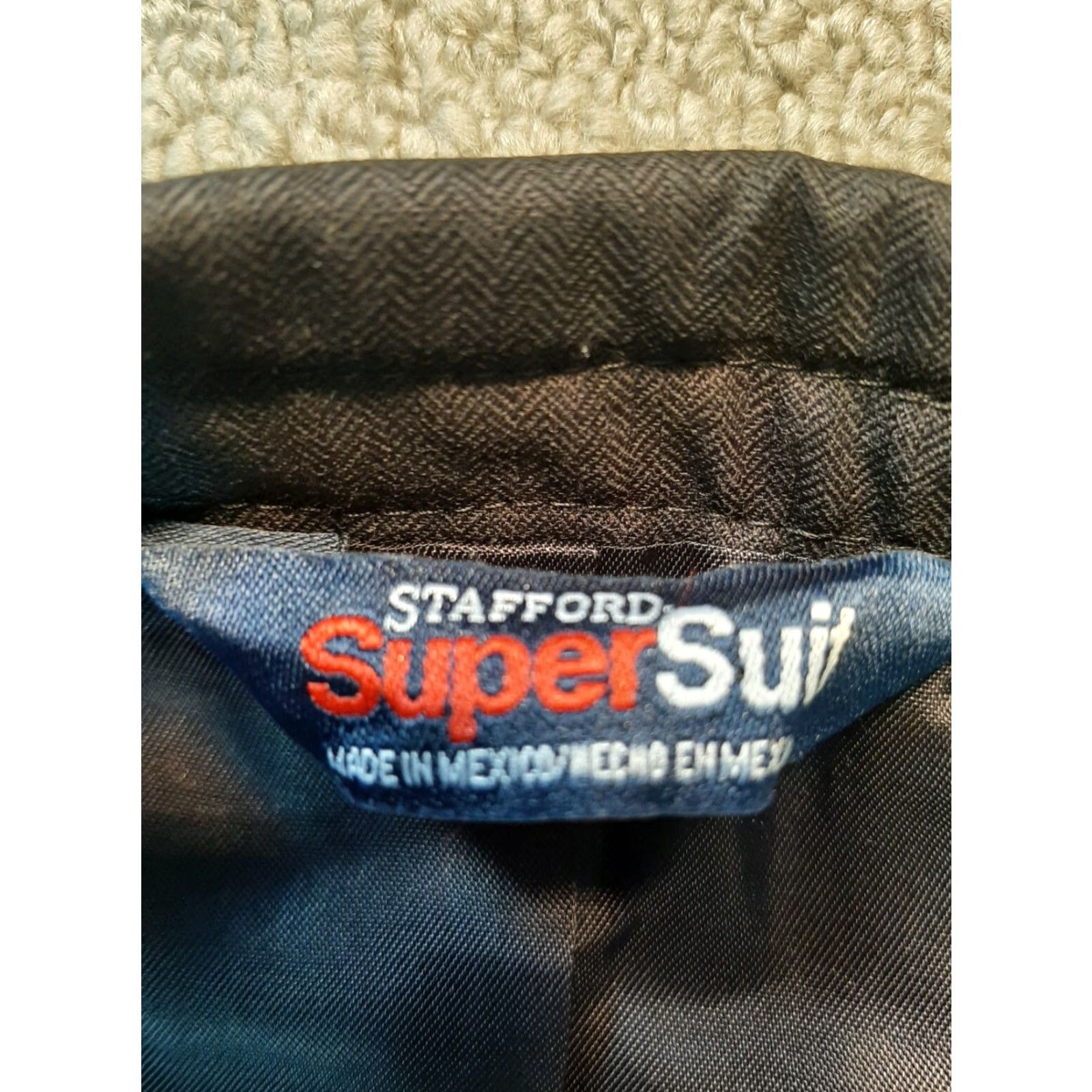 Vintage J. Ferrar Blazer Size 40R Men’s Black Wool Single-Breasted Notch Lapel Modern Classic Computer-Printed? Size 40R - 2 Thumbnail