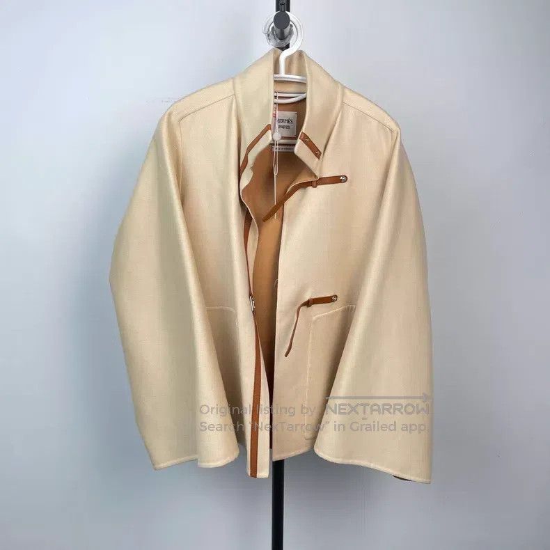 Hermes Hermes Khaki Full Cashmere and Leather Patch Cloak Coat Size XXS / US 00 / IT 34 - 1 Thumbnail