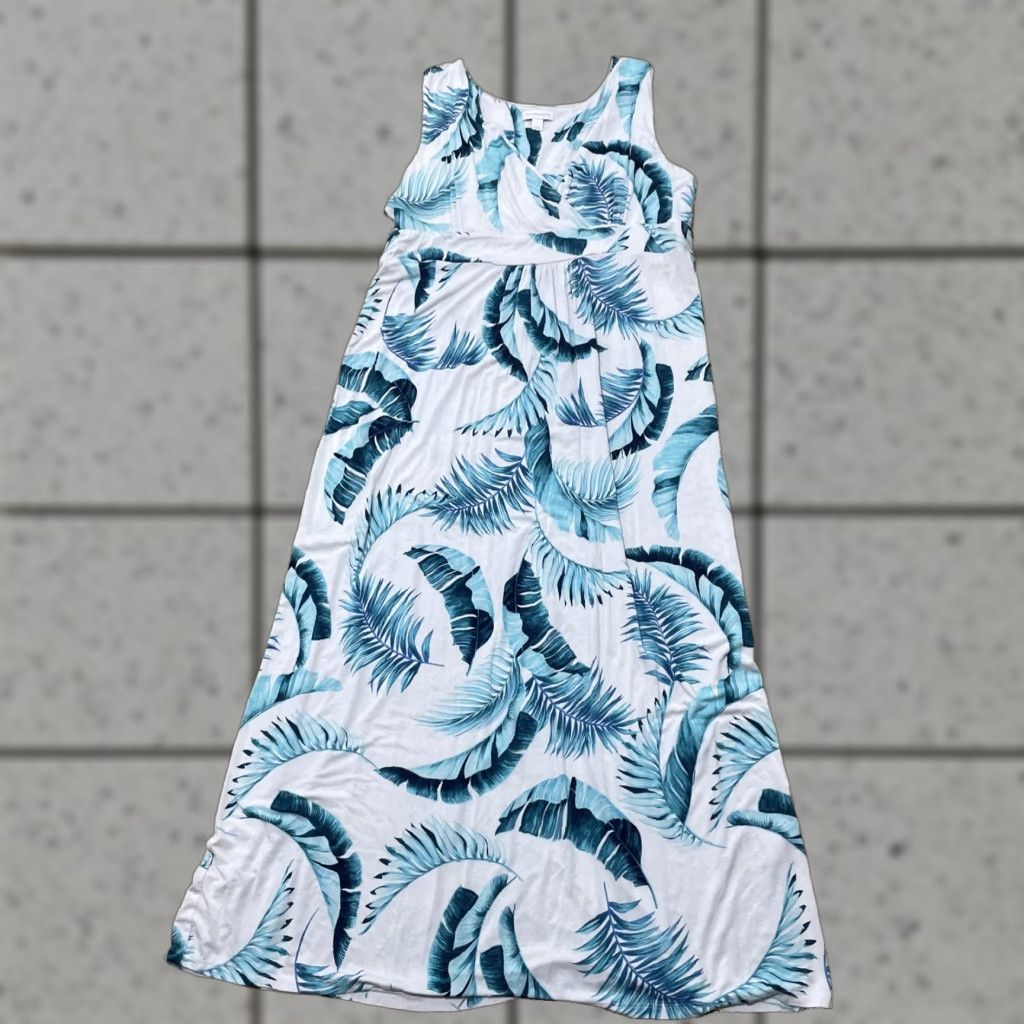 Charter Club Charter Club Hawaiian Floral Dress Women L White Cream Blue Beach Aloha Leaves Maxi, Sleeveless, Pullover, Floral Pattern, Casual, Summer, Spring Size L / US 10 / IT 46 - 1 Thumbnail