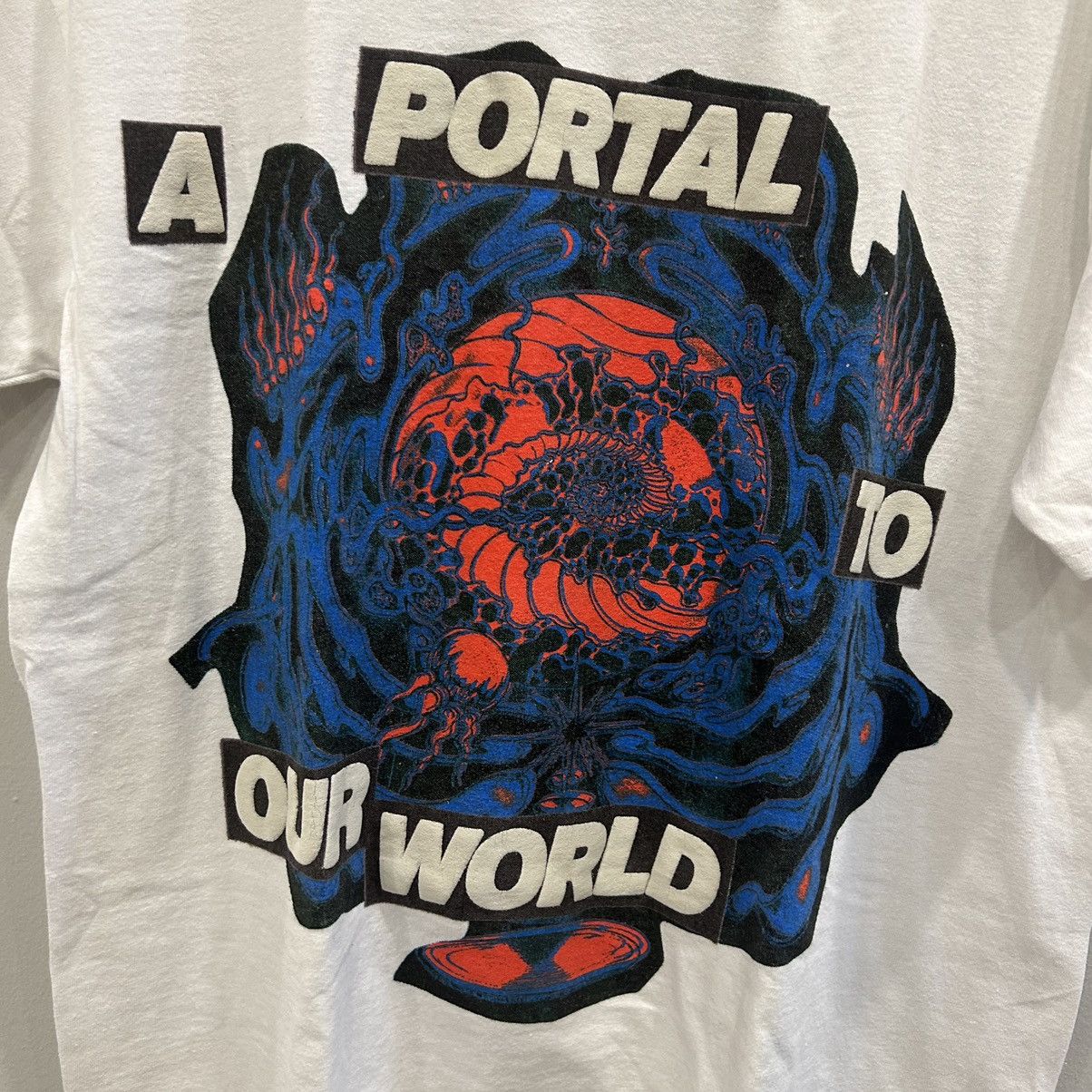 Travis Scott Travis Scott short sleeve t-shirt size medium Size US M / EU 48-50 / 2 - 3 Thumbnail