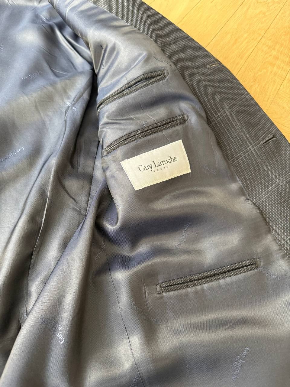 Guy Laroche Guy Laroche Paris Windowpane Blazer Size 48R - 5 Thumbnail