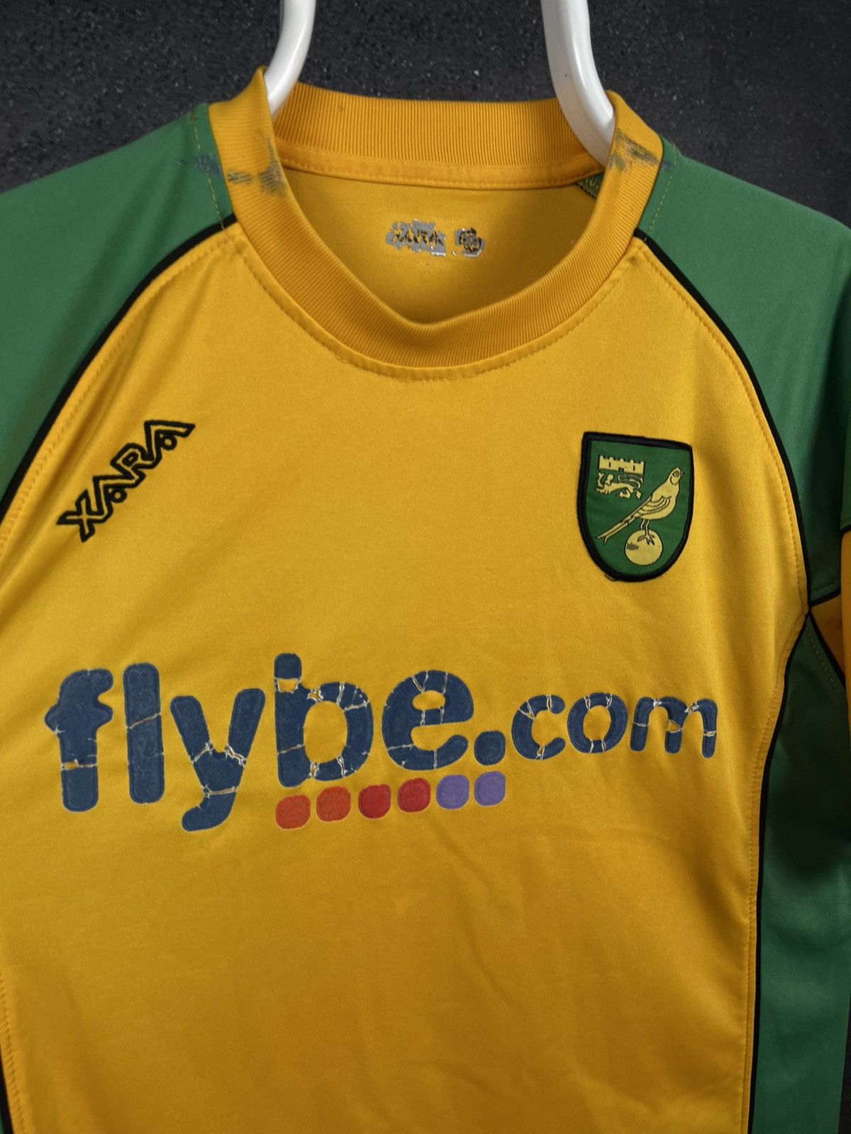 Other Norwich City vintage 2006 2008 home soccer football jersey Size US M / EU 48-50 / 2 - 3 Thumbnail