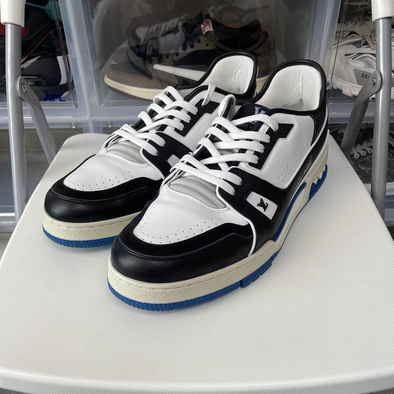 Louis Vuitton Louis Vuitton Stylish Low-Top Trainers for Men 0079 Size US 11 / EU 44 - 1 Thumbnail
