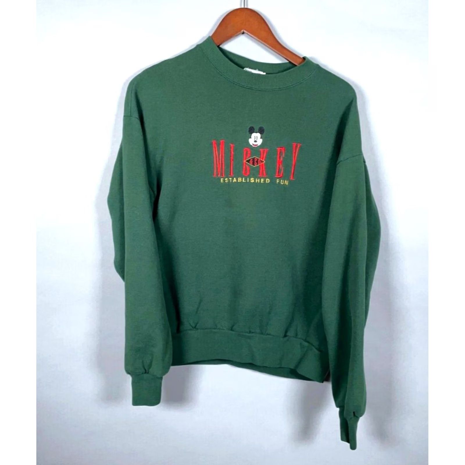 Mickey & Co. VINTAGE Mickey & Co. Sweatshirt Adult Large Green 50/50 Embroidered Mickey Mouse VTG Crew Neck Long Sleeve Pullover Regular Fit Men’s Boys? Size US L / EU 52-54 / 3 - 2 Thumbnail