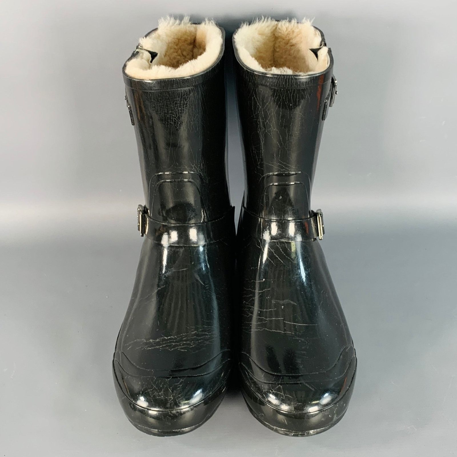 Burberry BURBERRY Size 10 Black Rubber Shearling Lined Rain Boots Size US 10 / EU 43 - 4 Thumbnail