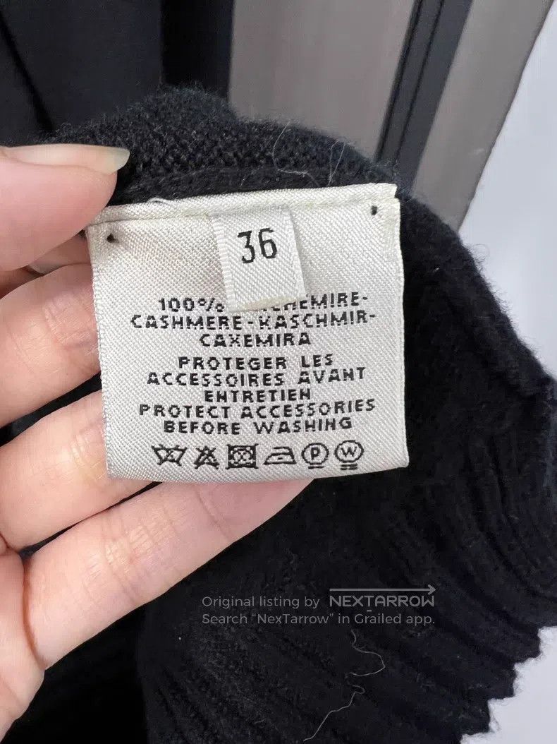 Hermes Hermes Black Cashmere Knit Dress, Classic V-Neck Design, L Size XS / US 0-2 / IT 36-38 - 4 Thumbnail
