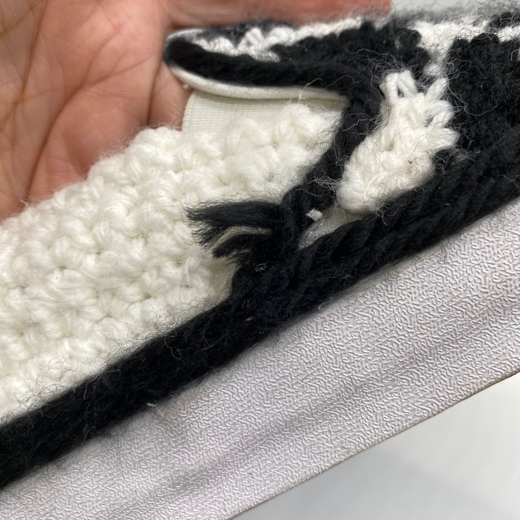Vans VANS X Custom Culture 2019 Checkered Eye Crochet Design Unis Size US 9 / EU 42 - 11 Thumbnail