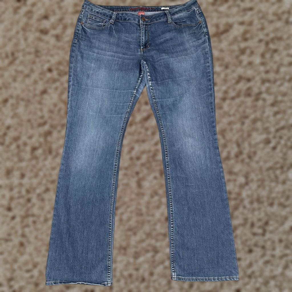 Vintage Arizona Jean Co Jeans Womens Bootcut Jeans 18 Blue Mid Rise Stretch Denim Medium Wash 5-Pocket Logo Zipper Button Girls Womens Size 40" / US 18 - 1 Thumbnail