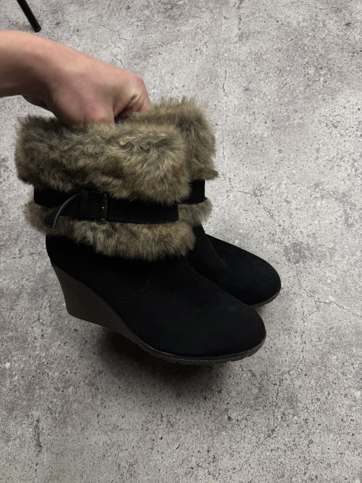 Japanese Brand Unbranded Isabel Marant Style Fur Sneakers Suede Shoes Size US 11 / IT 41 - 11 Thumbnail