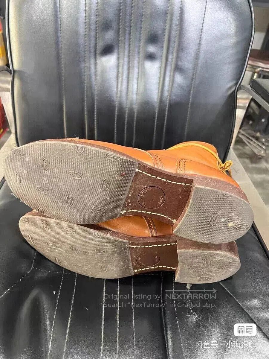 Red Wing Red Wing 8112 Work Boot. Size US 10 / EU 43 - 7 Thumbnail
