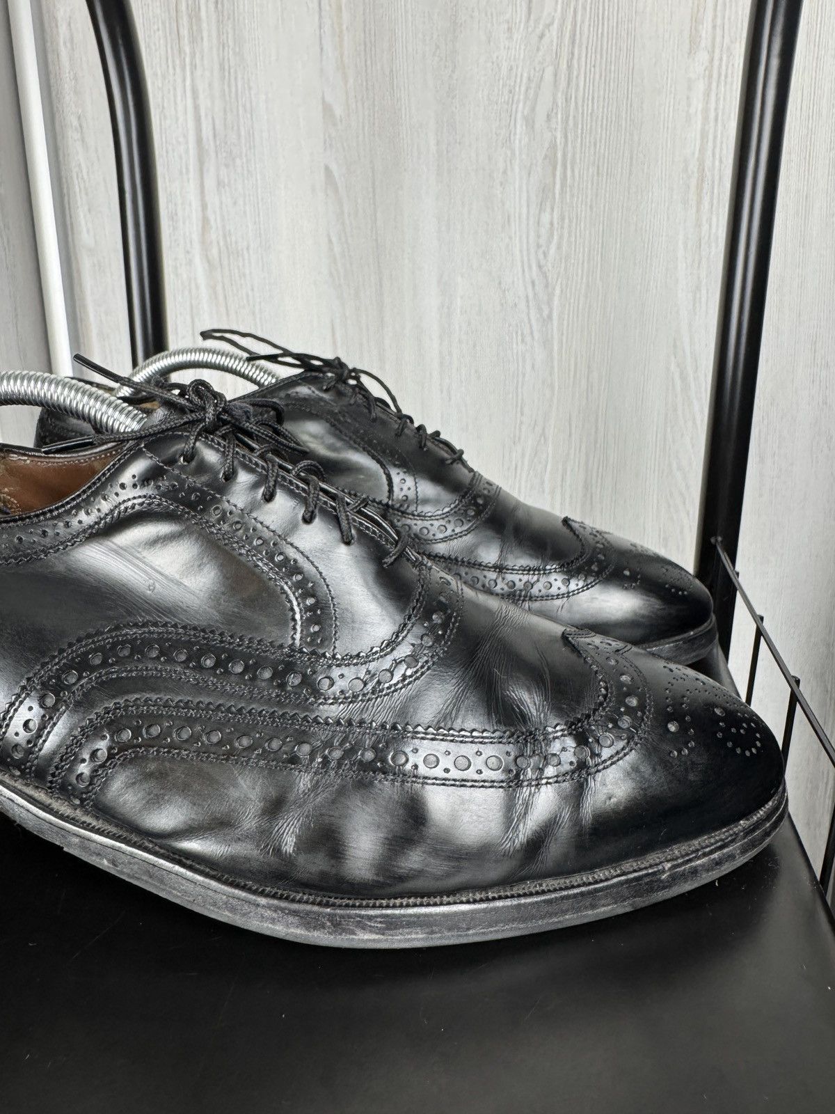 Allen Edmonds Allen Edmonds McAlister black perforated derby brogue shoes Size US 11.5 / EU 44-45 - 4 Thumbnail