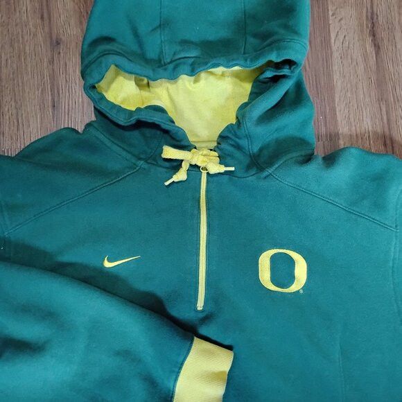 Nike Vintage Nike Oregon Ducks Hoodie Sweatshirt Size US XL / EU 56 / 4 - 1 Thumbnail