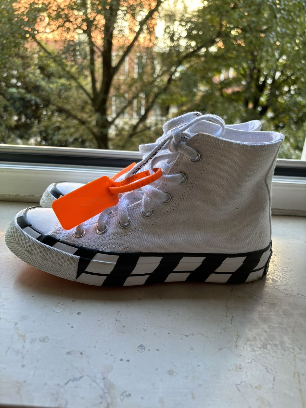Converse × Off-White Converse x Off-White Chuck Taylor 2nd Edition Size US 6.5 / IT 36.5 - 5 Thumbnail