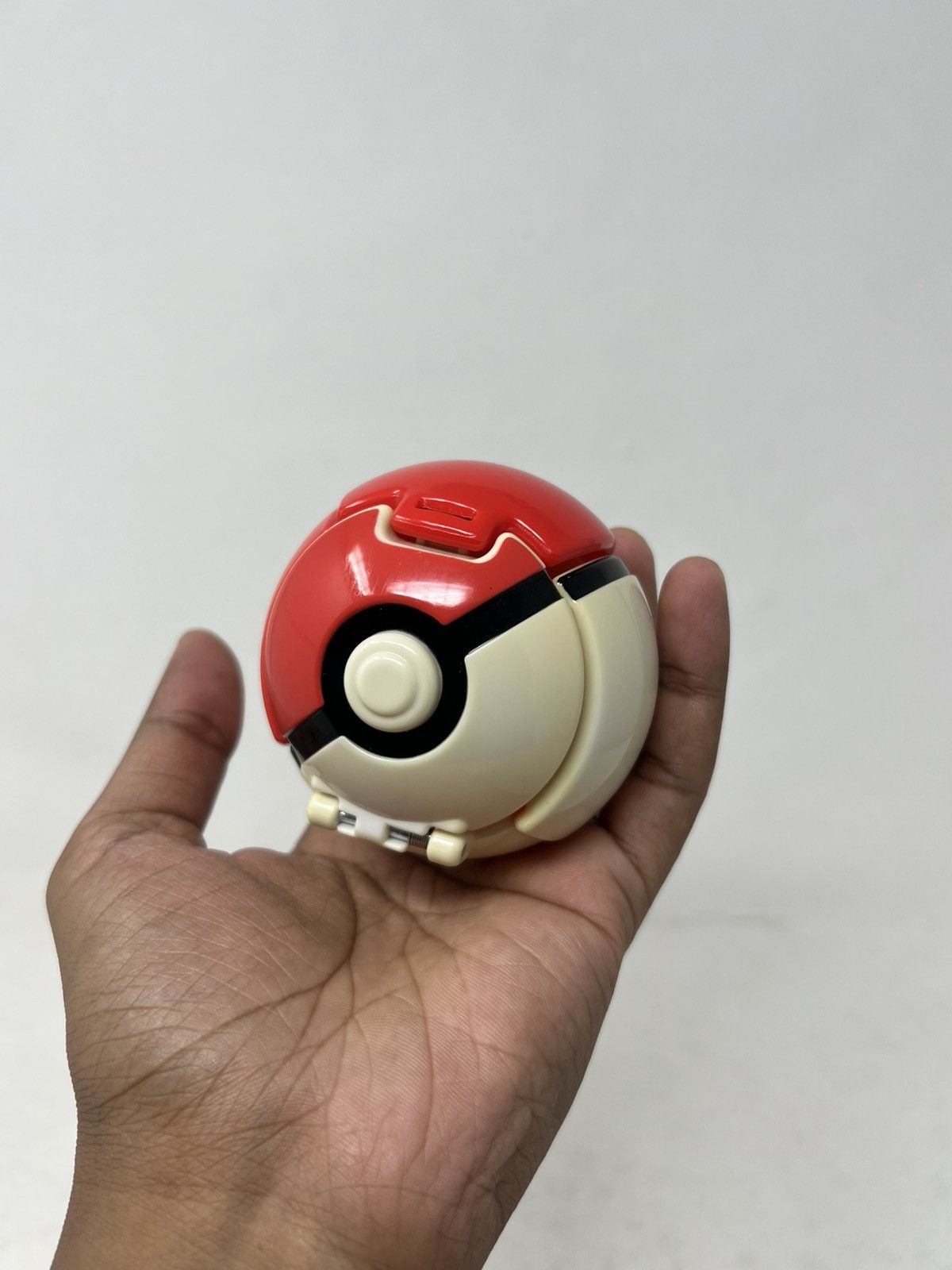 Pokemon Pokémon Throw 'N Pop Poké Ball toy Size ONE SIZE - 1 Thumbnail